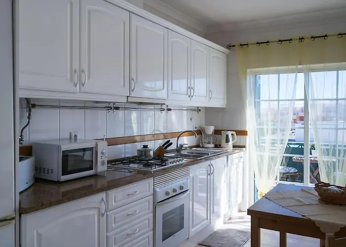 New !! 2 Bedroom De - Comendador Sousa Uva 16 *